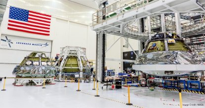 Trio von Orion-Raumschiffen für NASA-Mondmissionen vorbereitet