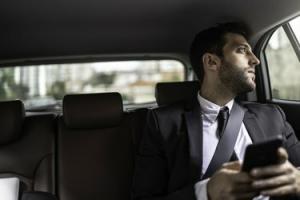 Os passageiros com baixas classificações podem agora dar o pontapé inicial no Uber
